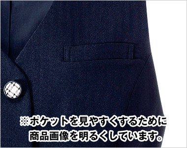 左胸ポケット|ペン・小物が収納できます。